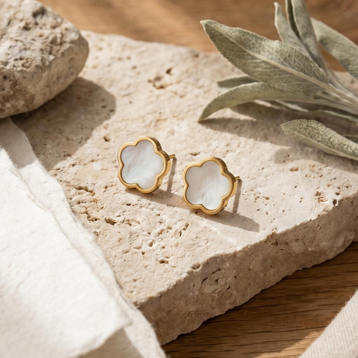 Mother of Pearl Flower Earrings, Gold Clover Stud Earrings, Minimalist Earrings, Birthday Gift for Her