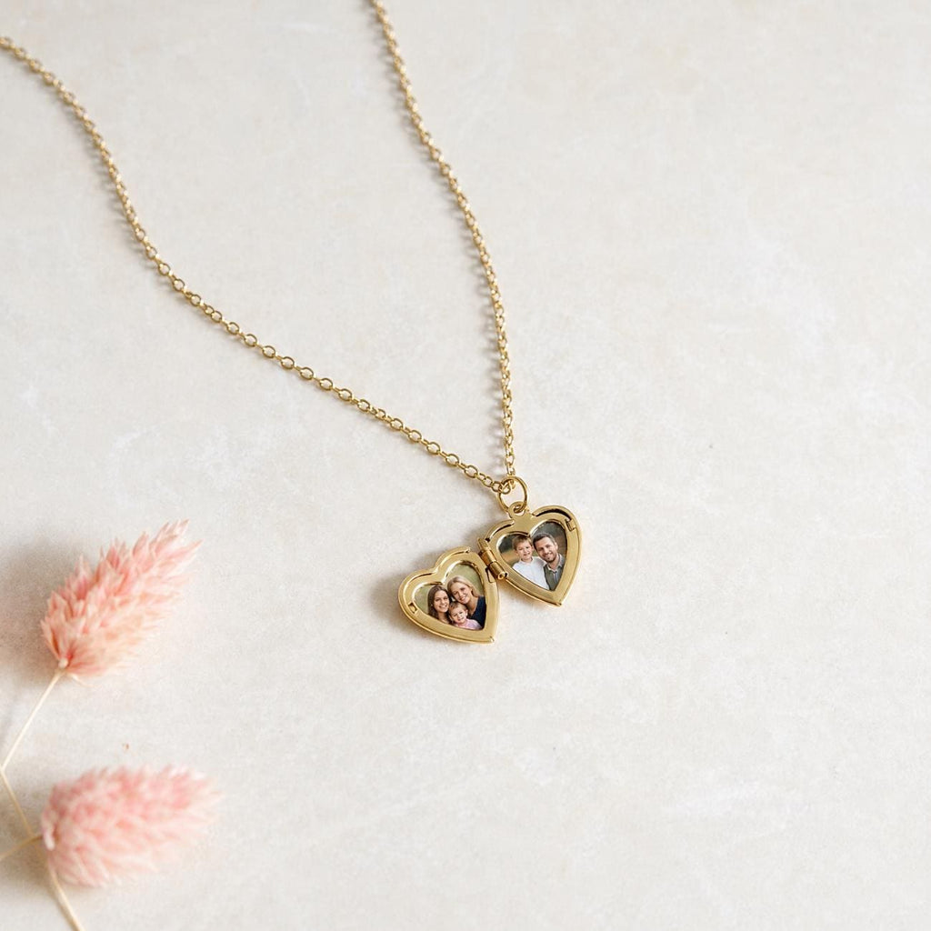Gold Heart Locket Necklace, Photo Keepsake Gift for Her, Sentimental Necklace, Birthday Gift for Daughter Mum Wife