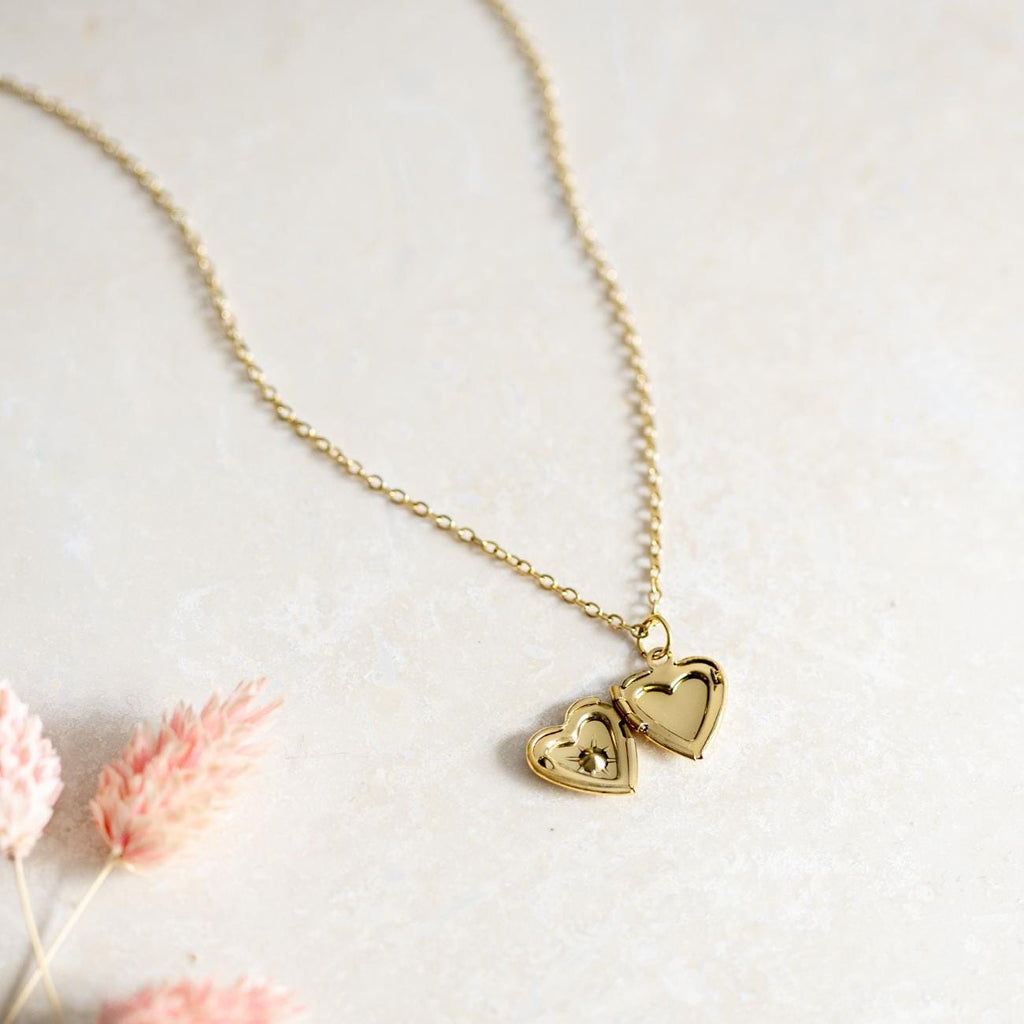 Gold Heart Locket Necklace, Photo Keepsake Gift for Her, Sentimental Necklace, Birthday Gift for Daughter Mum Wife