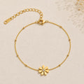 Gold Daisy Bracelet, Dainty Flower Bracelet, Birthday Gift for Her, Daughter Gift, Friendship Gift